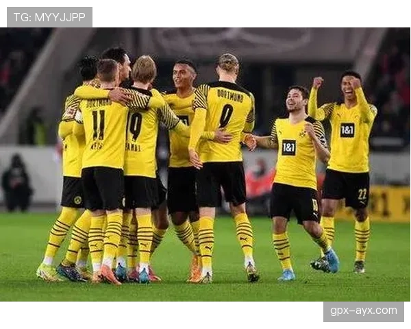 多特蒙德新赛季展望：夺冠梦想与挑战并存，状态回暖引关注