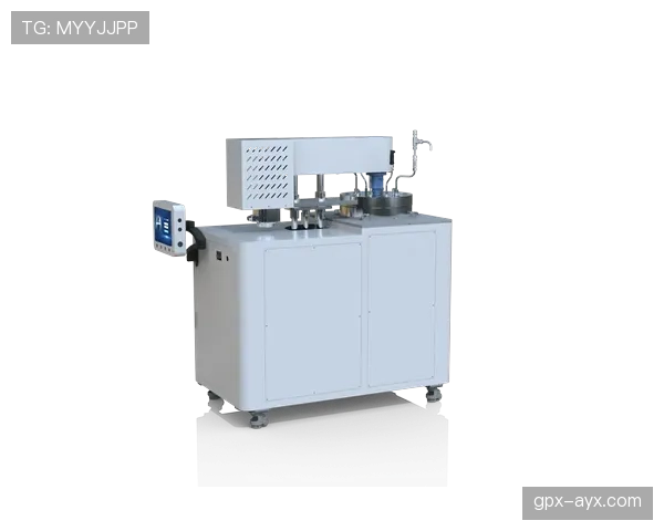 伊萨克在高压环境下展现卓越心理素质，冷静专注表现引发广泛关注
