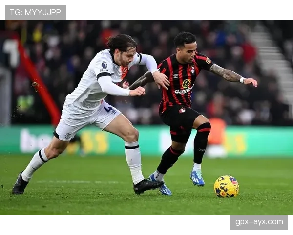 卢顿城英超首战惨败，暴露阵容短板亟待调整